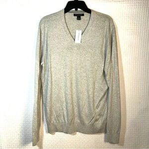NEW Banana Republic Sweater Mens Large V Neck Luxe Blend Silk Cashmere Lt Gray